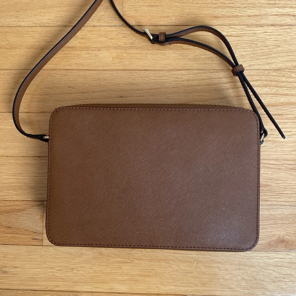 NWT Michael Kors Sandrine Stud Crossbody Leather Bag - Picture 9 of 9